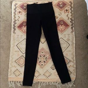 Ivivva Black leggings